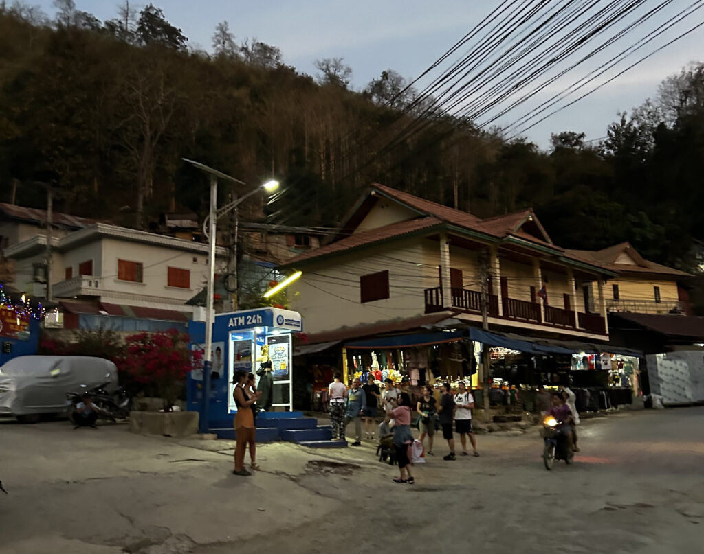 queue for the ATM in Pak Beng